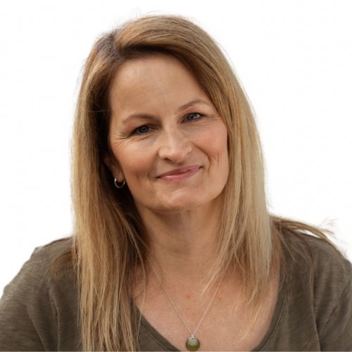 TRACI HOWARD, RMT