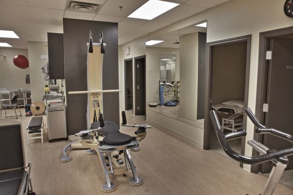 Athlete's Care Yonge & Eglinton - Physiotherapy Area