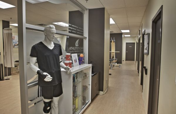 Athlete's Care Sports Medicine Centres - Yonge & Eglinton