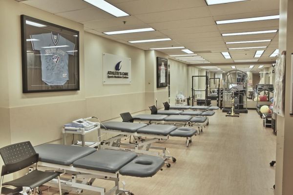 Athlete's Care King & Yonge - Multidisciplinary Clinic