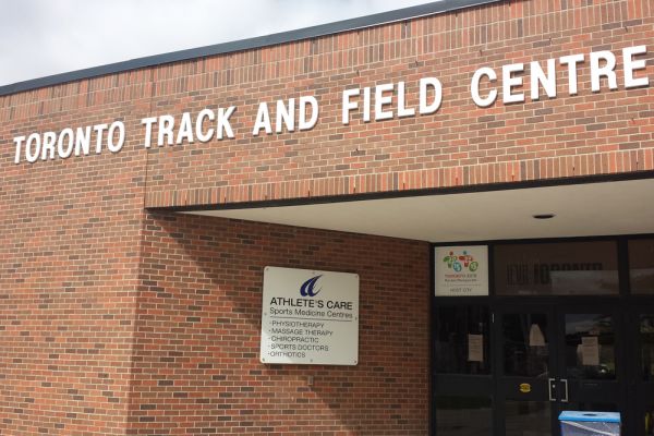 Keele & Steeles - York U: Track Centre