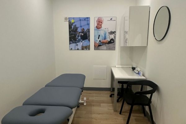 Athlete's Care Scarborough East Exam Room